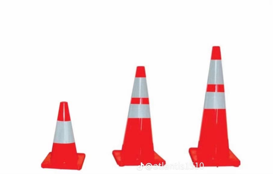 Reflective PVC Safety Traffic Cones / Cones de Sinalização de Trânsito Refletivos